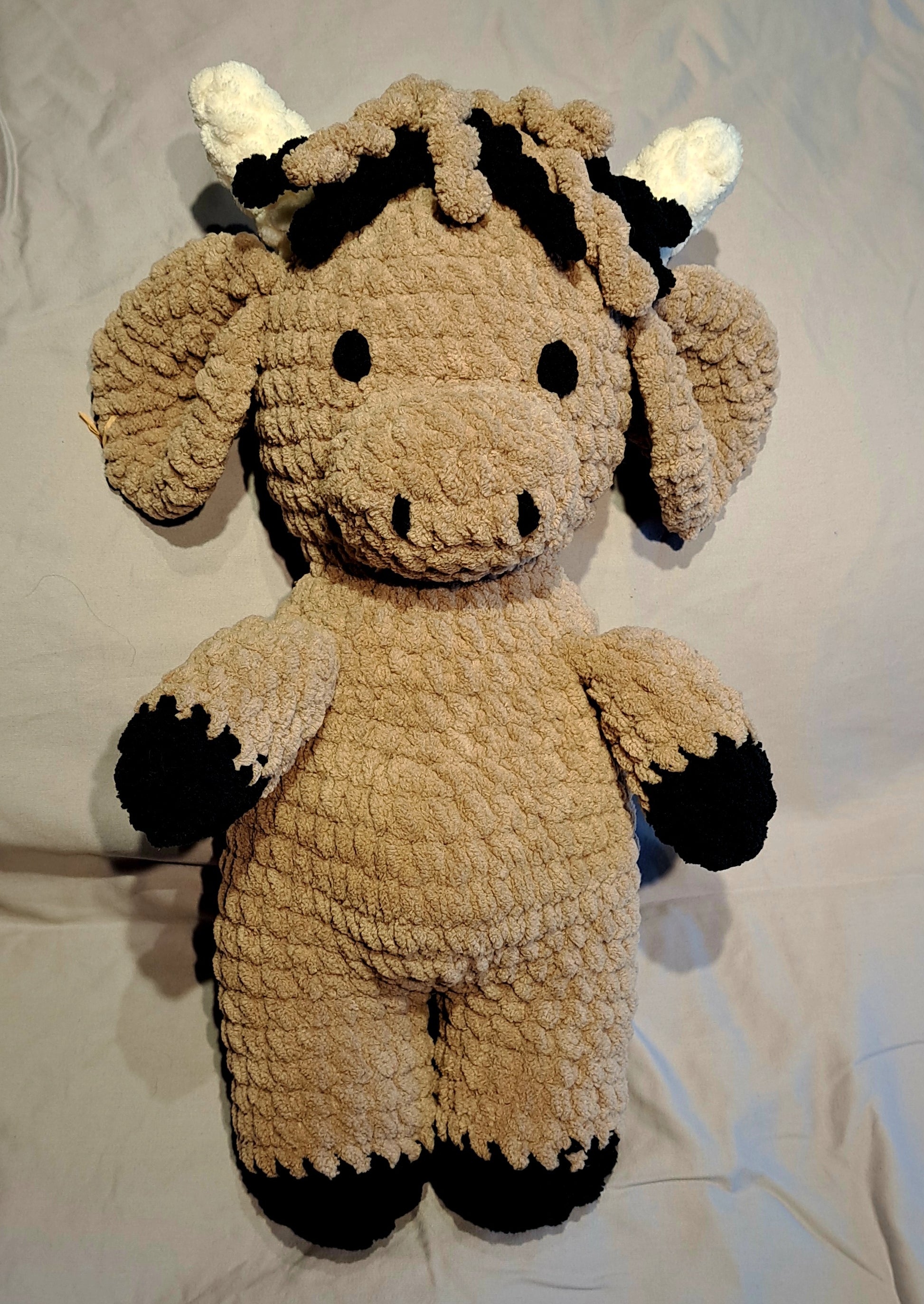 crochet highland cow plushie