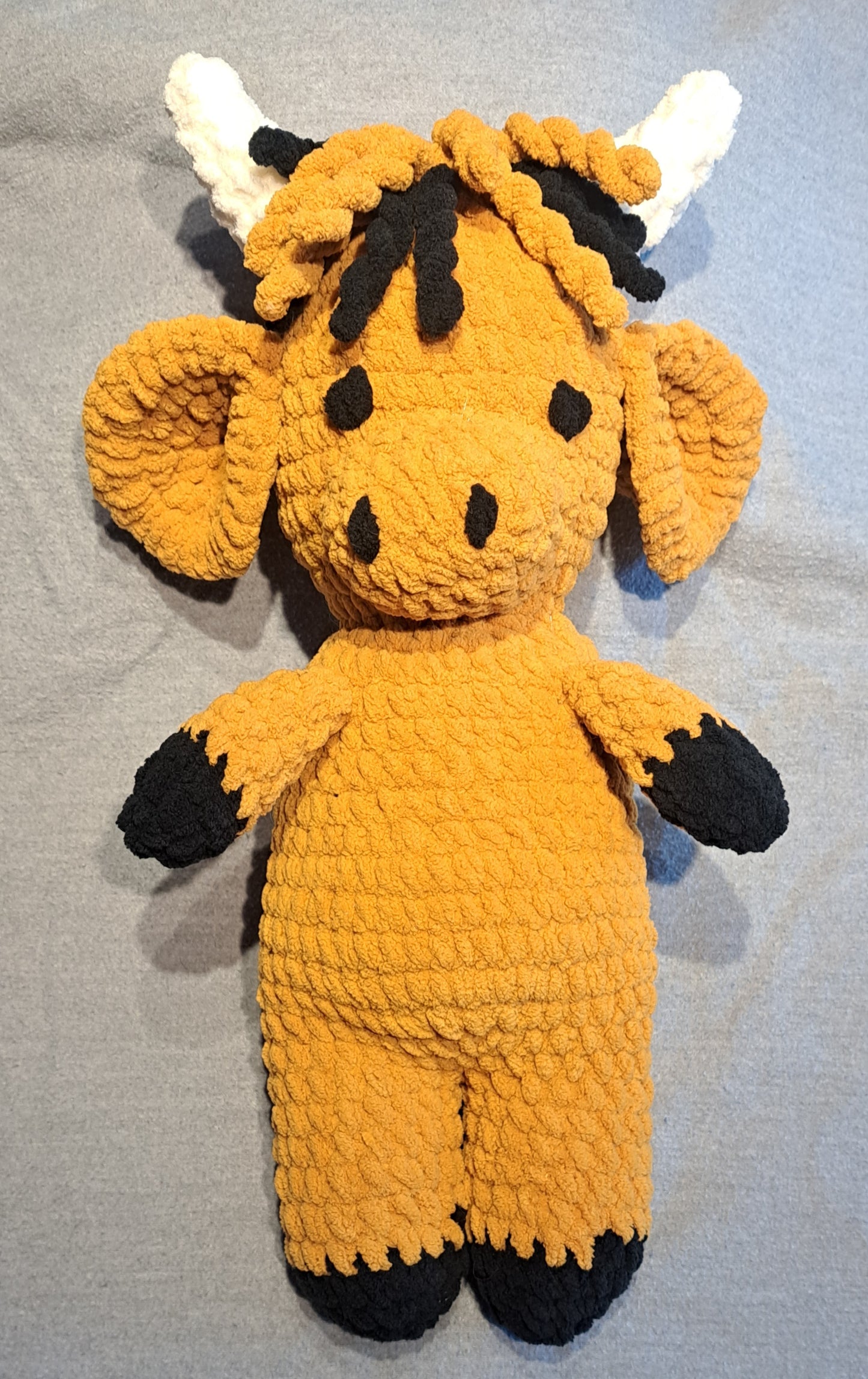 crochet highland cow plushie